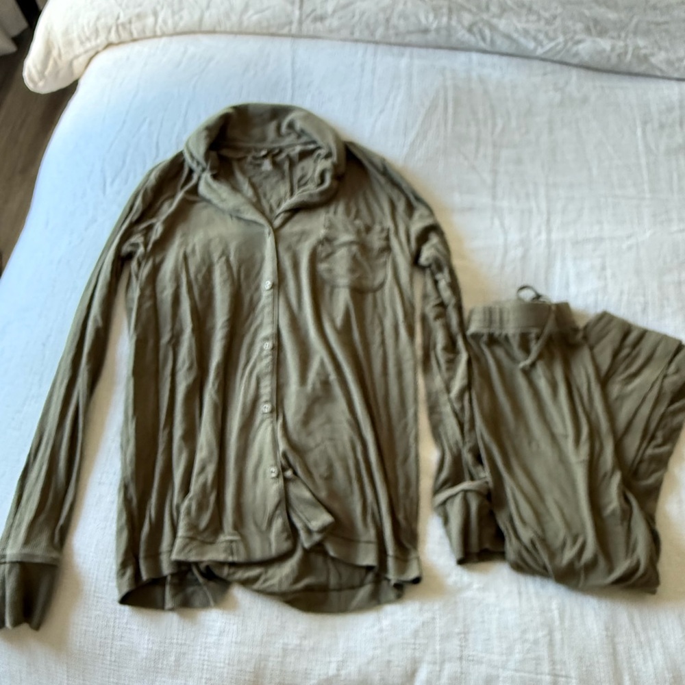 Skims soft lounge sleepwear set